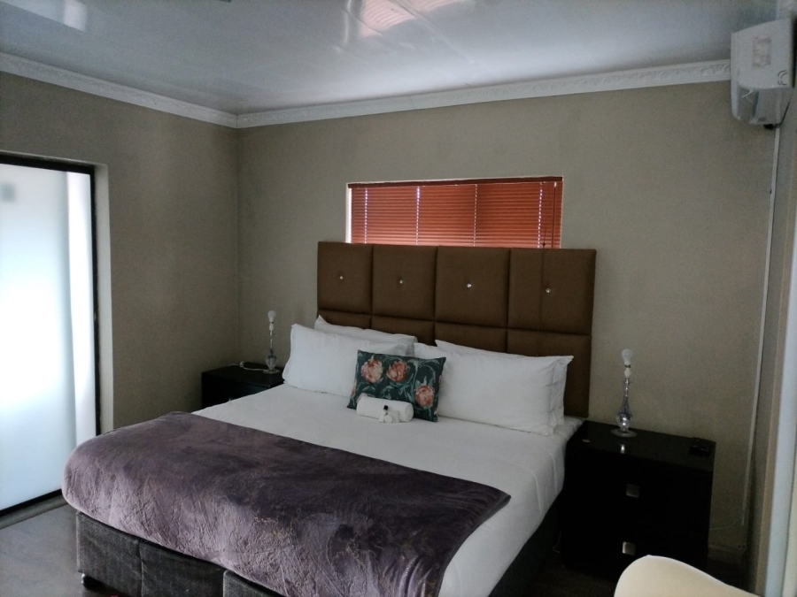 24 Bedroom Property for Sale in Amalinda Eastern Cape